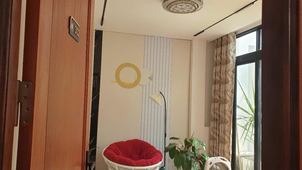 Bán nhà Minh Khai 57m2, 4 tầng, giá rẻ, sổ đỏ chính chủ