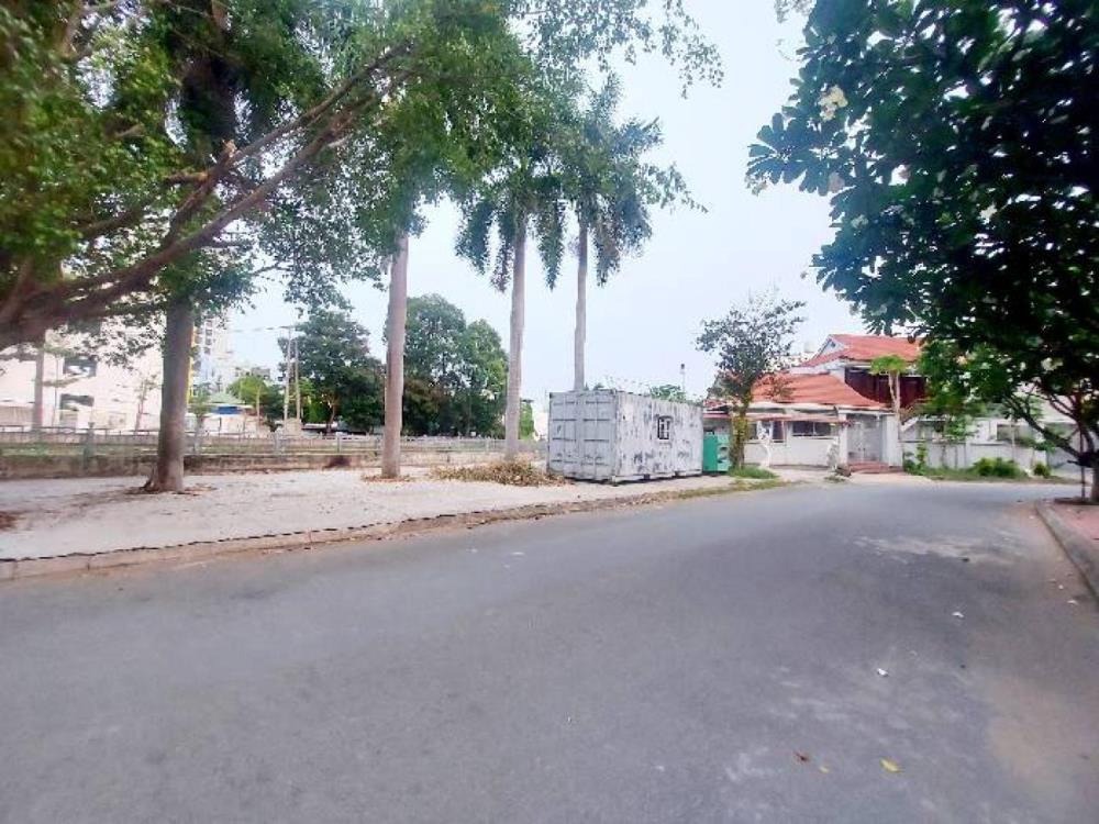 🔥 Giảm 2 Tỷ - Biệt Thự 2 Mặt Tiền Lô Góc, Quận 12, 288m², Chỉ 19.x Tỷ