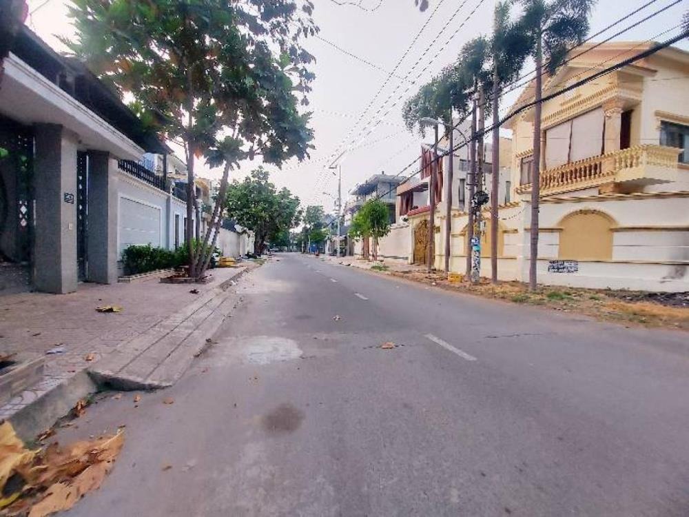 🔥 Giảm 2 Tỷ - Biệt Thự 2 Mặt Tiền Lô Góc, Quận 12, 288m², Chỉ 19.x Tỷ