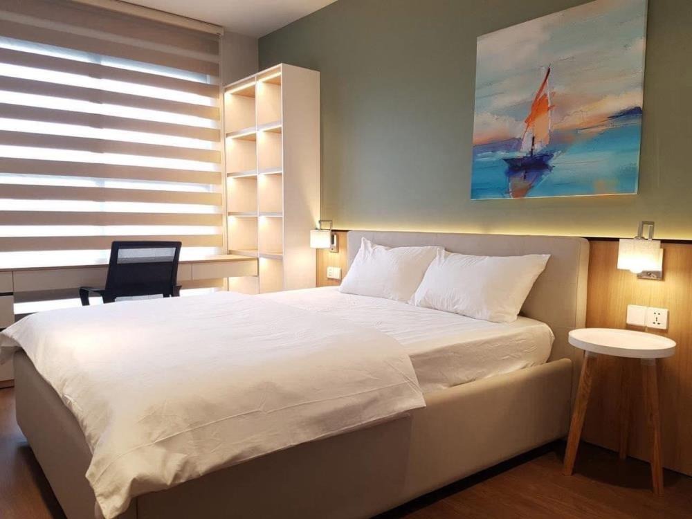 Căn Hộ Nguyễn Kiệm 65m2, 2PN, Sổ Hồng - Giá 1.95 Tỷ (Full Nội Thất)
