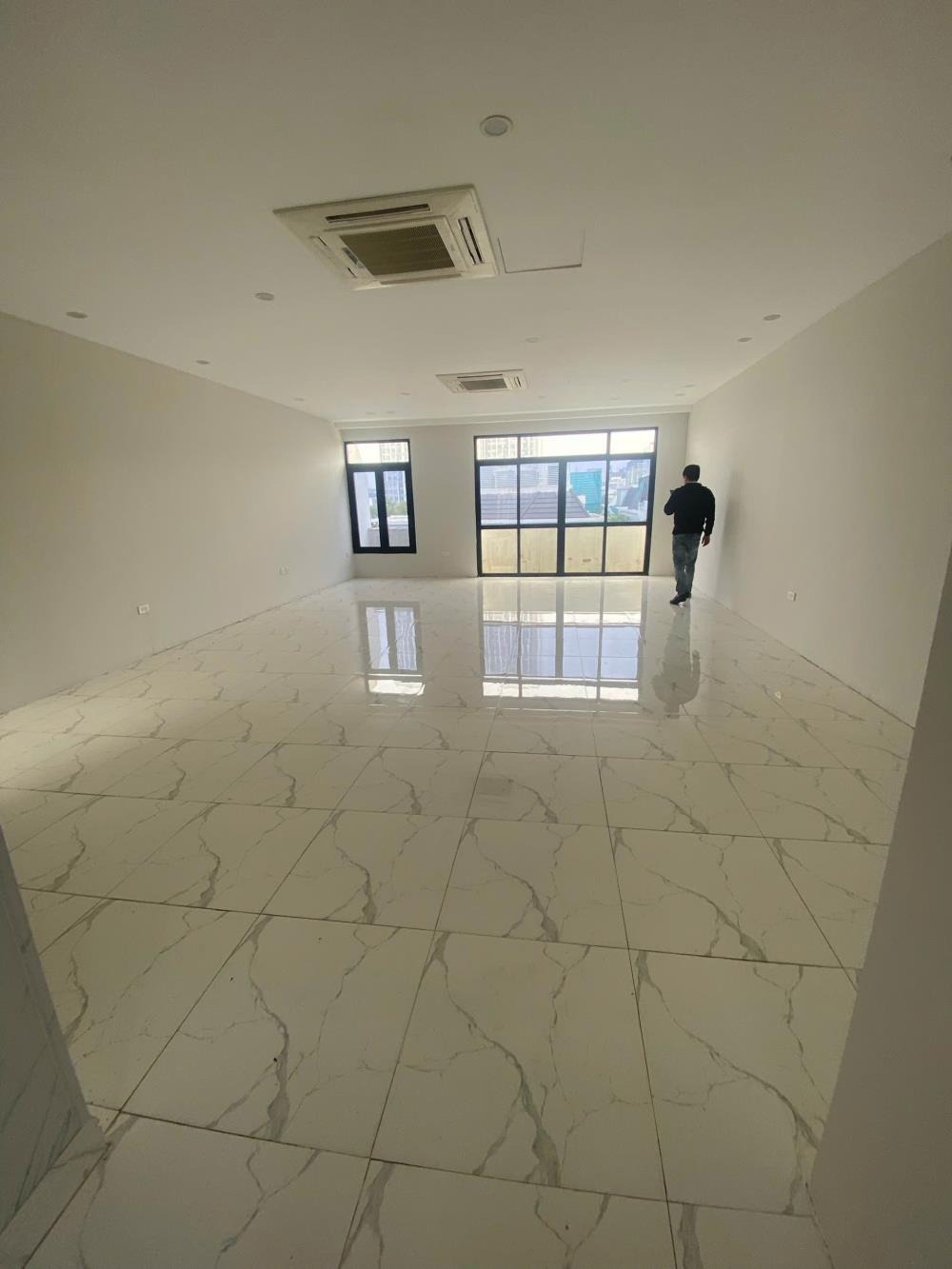 Cho Thuê LK Hiện Đại, Thang Máy, Mặt Tiền 7m - Mạc Thái Tông, Cầu Giấy