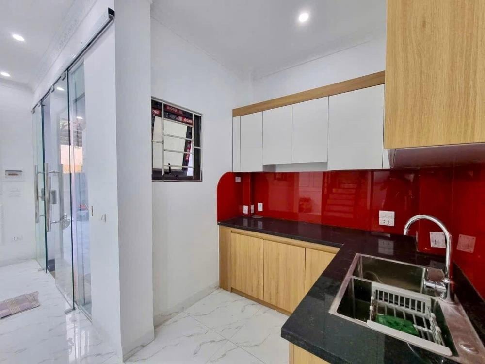 Bán nhà phố Ngô Quyền, Hà Đông - 4T, Giá 13 tỷ - Vị trí đẹp, Giao thông thuận tiện