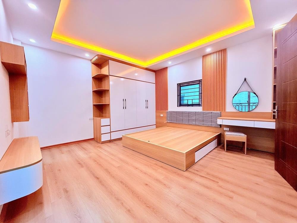 Vạn Phúc Hà Đông: 5 Tầng, Thang Máy, 50m2, Giá 7 Tỷ - Gần Oto