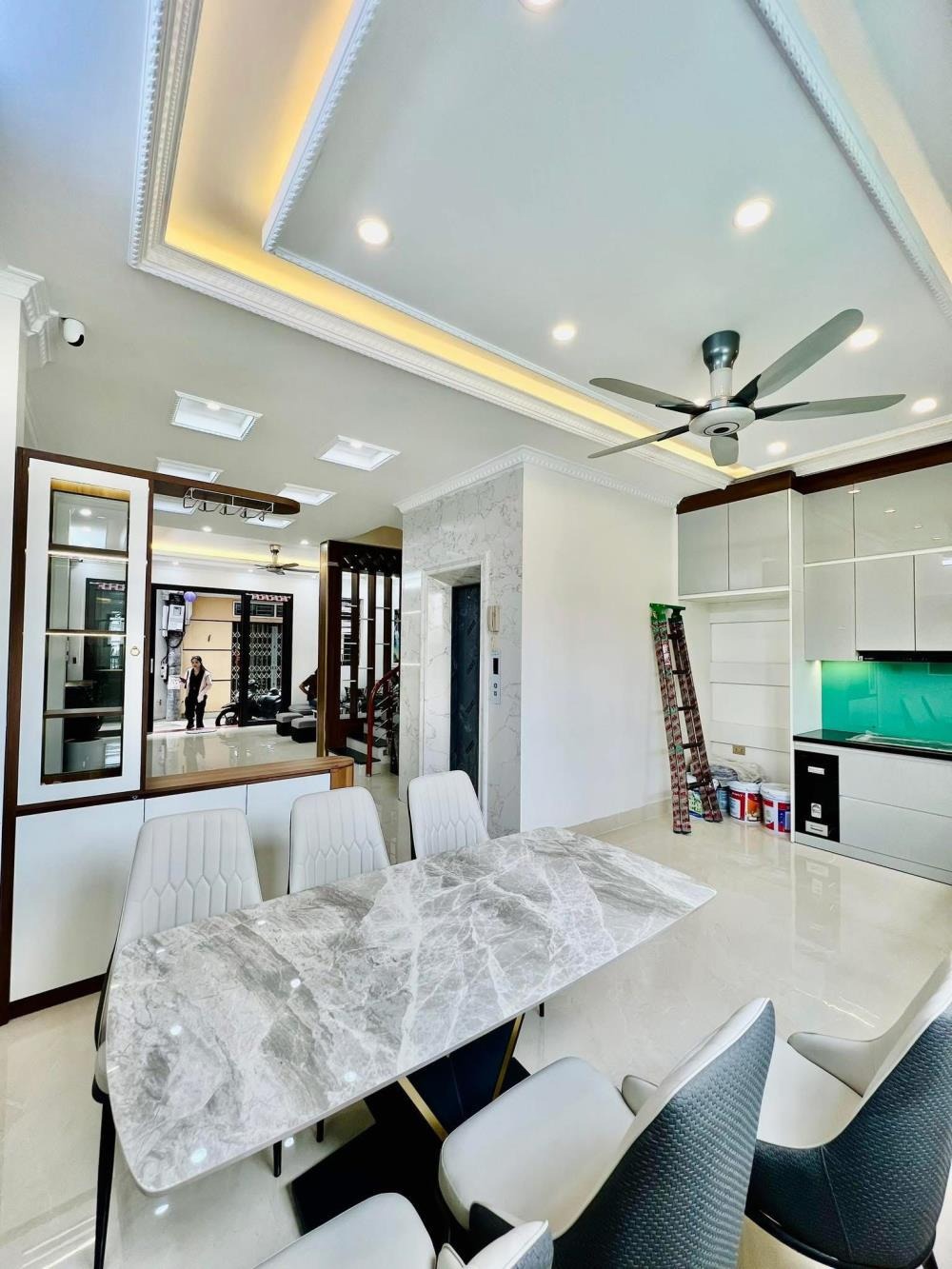 Bán nhà Tam Trinh - Ô tô vào cửa - 68m2 - 2 mặt thoáng