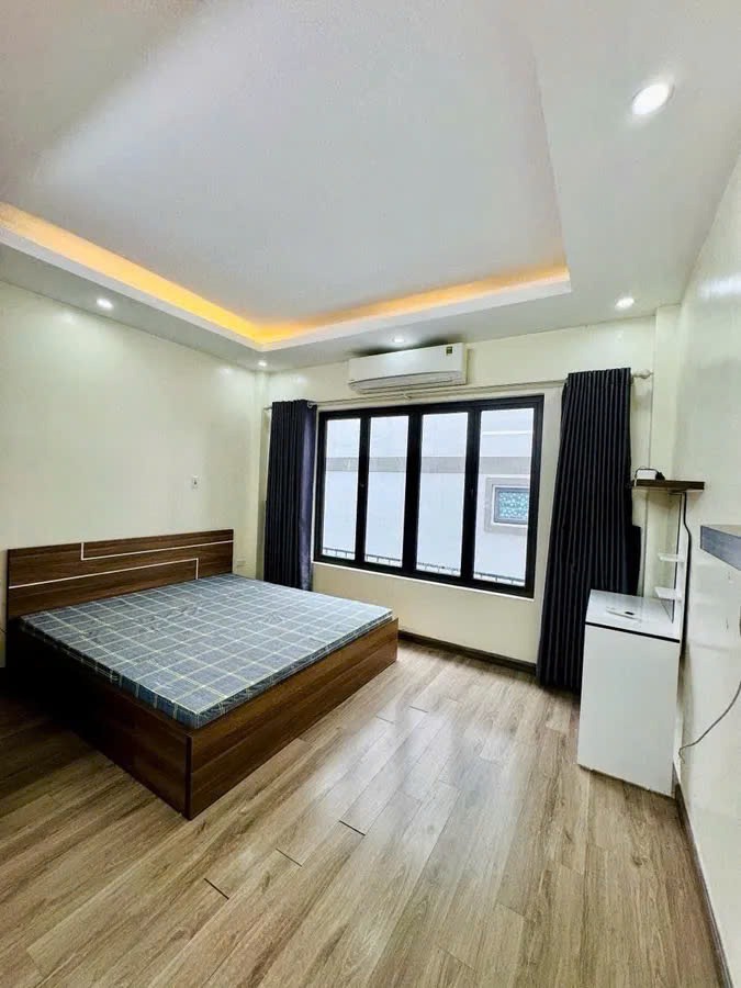 Phân Lô Hoàng Mai 42m2 x 5 Tầng, Mặt Tiền 4.5m - Kinh Doanh Đỉnh Cao