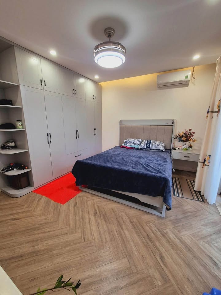 Bán nhà phố Mễ Trì Thượng giá 7 tỷ - Phân lô, Ô tô, 40m2