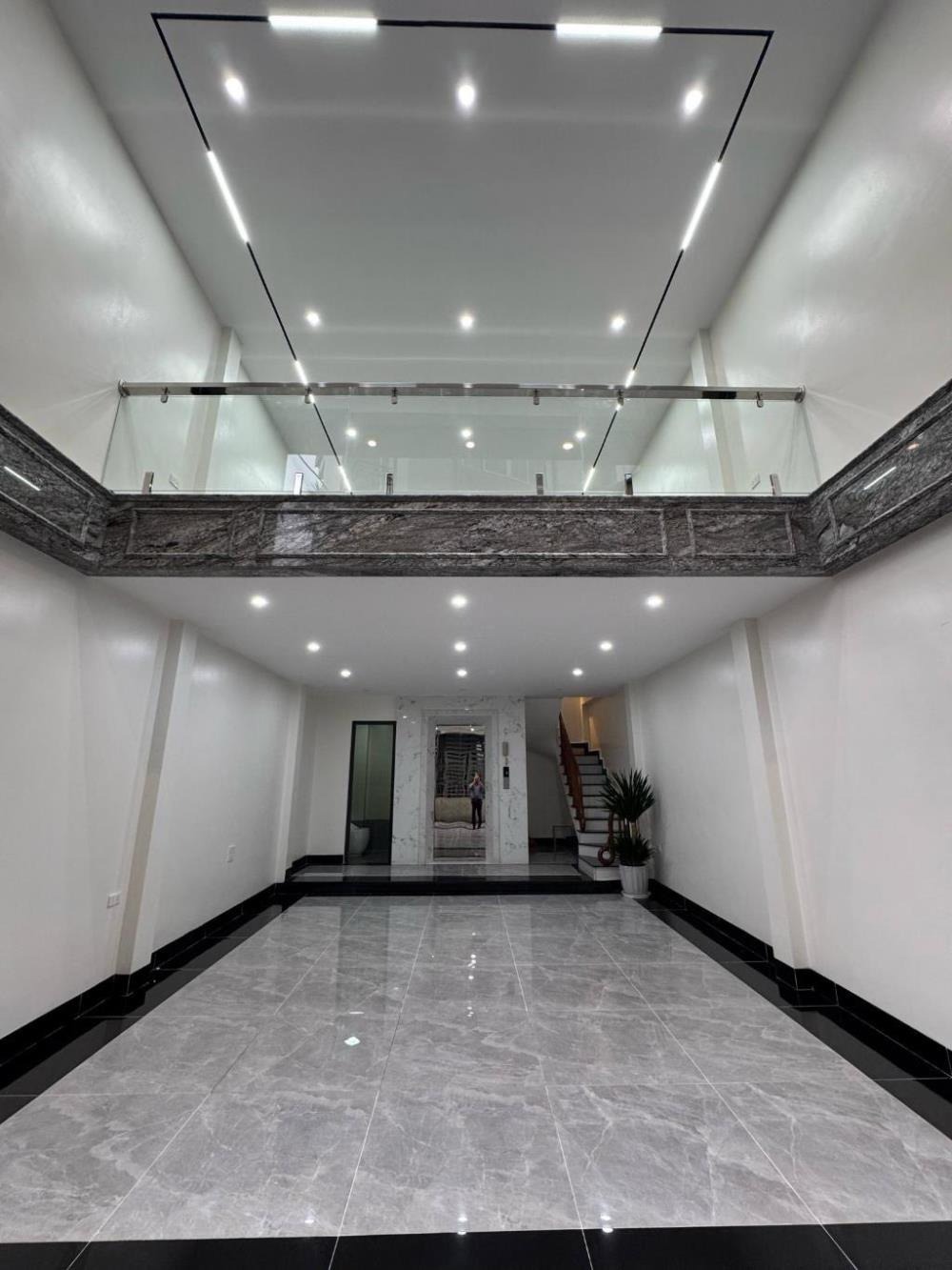 Đền Lừ - Phân Lô - Xây Mới - Thang Máy - Gara Ô Tô - Vị trí VIP