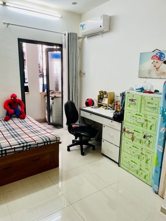 Nhà 2 Tầng Tân Sơn Nhì - Giá 6.3 Tỷ - Vị Trí Đẹp, Tiềm Năng