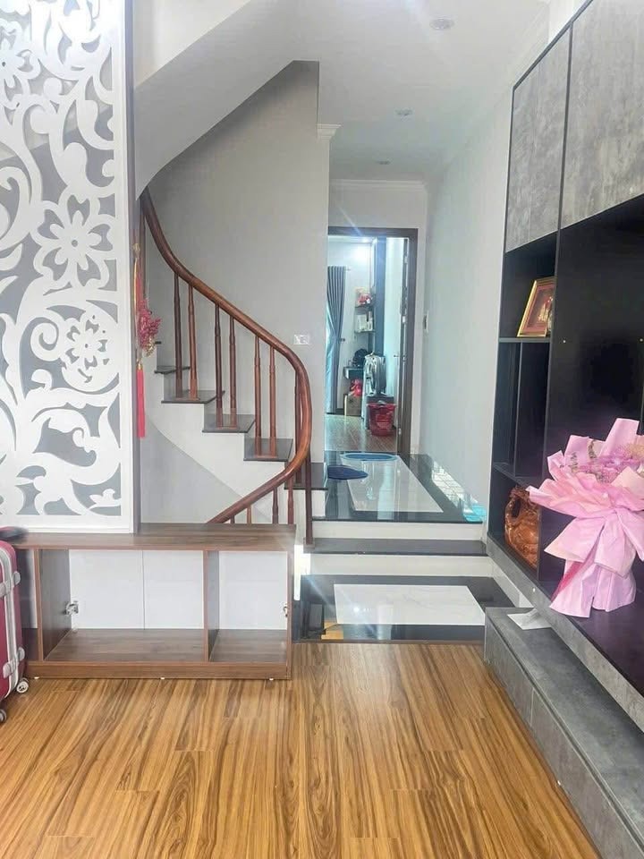 Nhà Mặt Phố Phan Đình Giót - La Khê: Kinh Doanh - Ở - Giá 8.6 tỷ