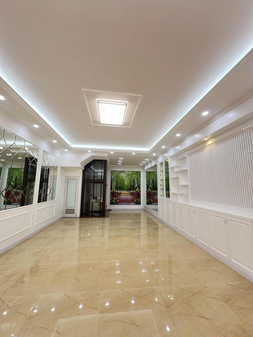 Bán nhà mặt phố Phùng Chí Kiên, Cầu Giấy - 66m2, 6 Tầng, Mặt Tiền 5.5m, Giá 26.8 Tỷ