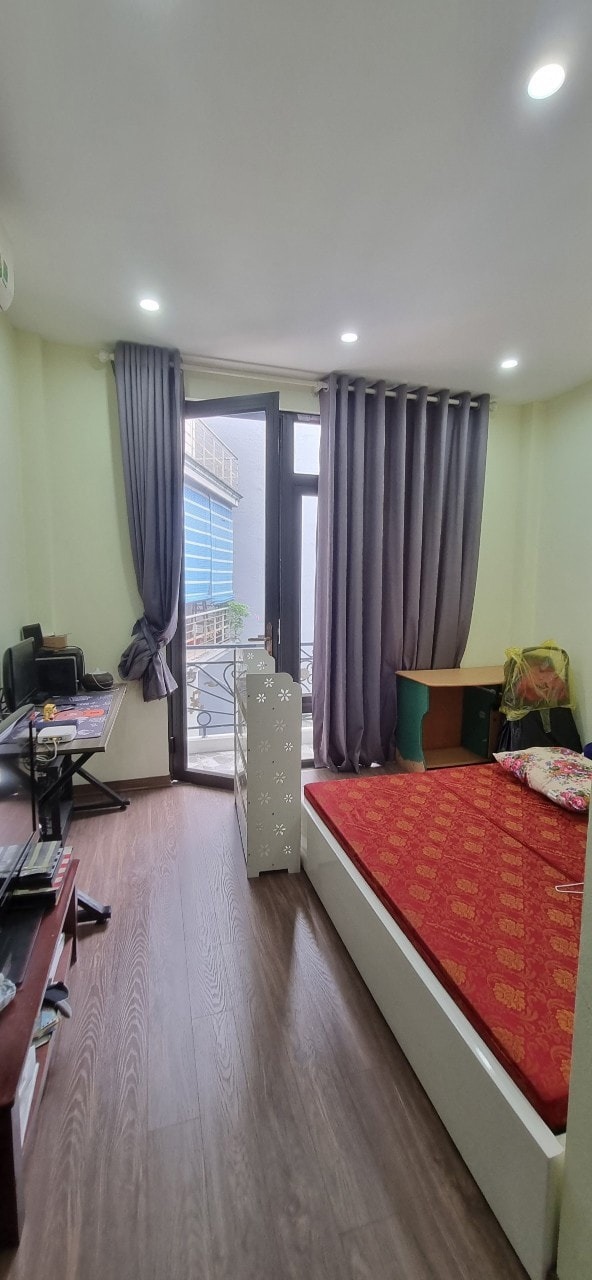 Bán nhà phân lô Ngô Quyền, Hà Đông - Oto đỗ cửa, 4 tầng, giá 5 tỷ