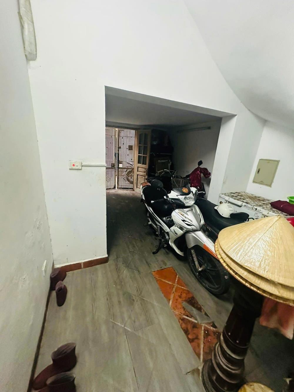 Bán nhà Thái Hà - 59m2, 3 Tầng, MT 3.3m - Giá 1x Tỷ