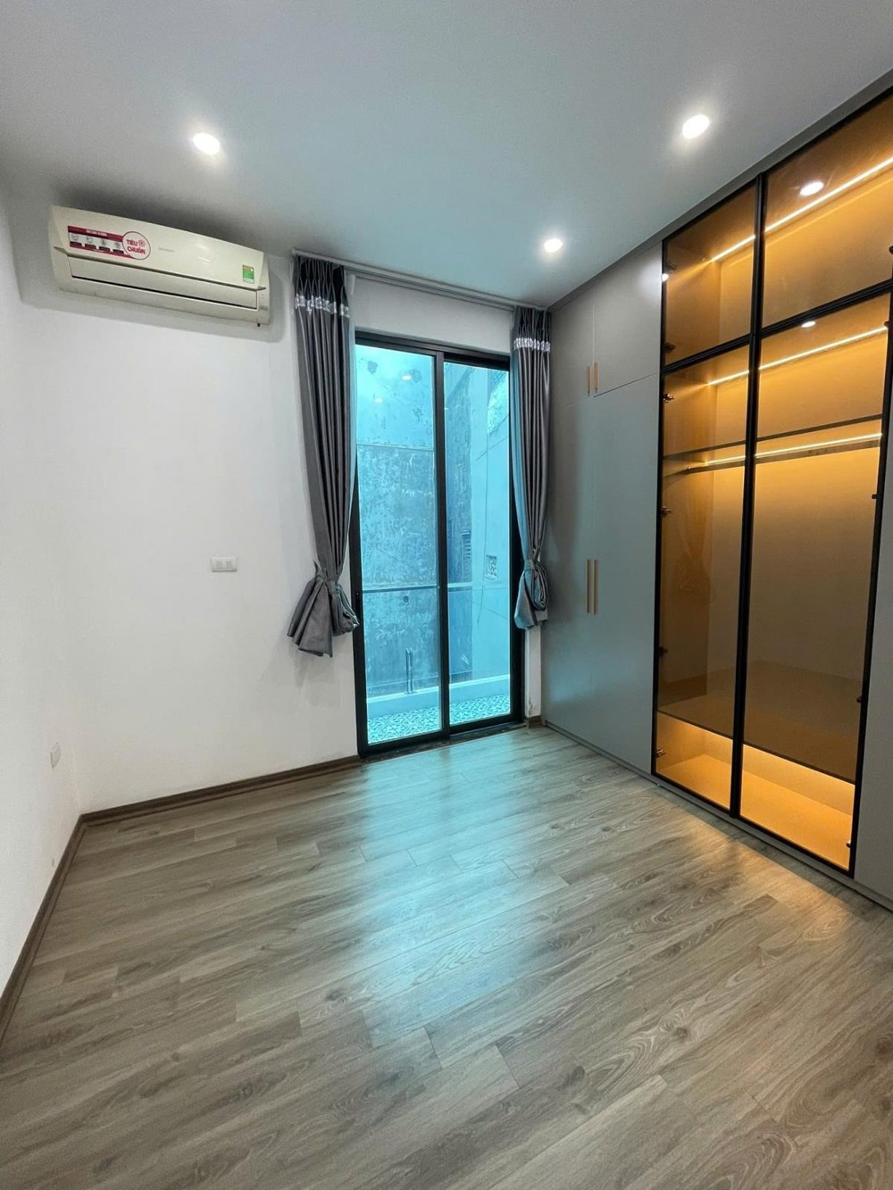 Nhà Khương Trung 4 Tầng - 36m2 - Đỗ Ô Tô - Giá 6 Tỷ