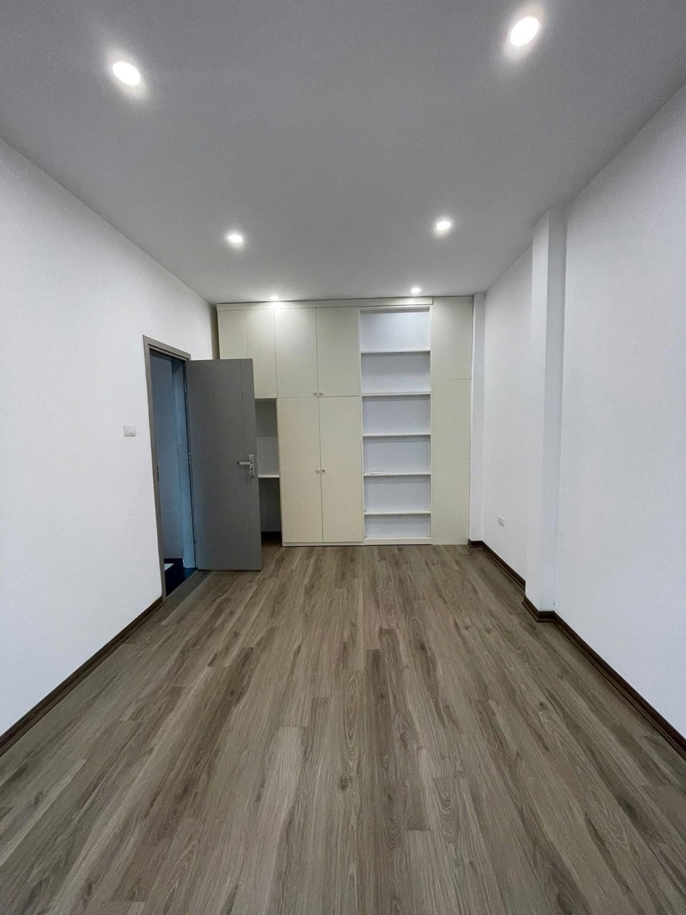 Nhà Khương Trung 4 Tầng - 36m2 - Đỗ Ô Tô - Giá 6 Tỷ
