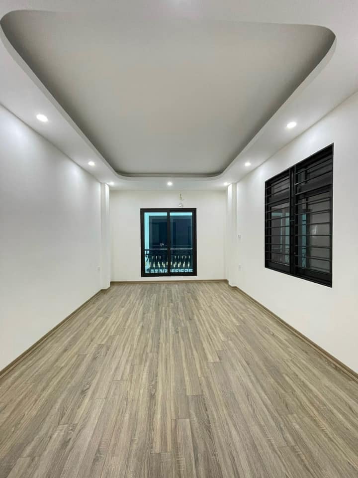 Nhà Mặt Ngõ Oto Ngô QuyềN Hà Đông - 5 Tầng Mới - Giá 6.5 Tỷ