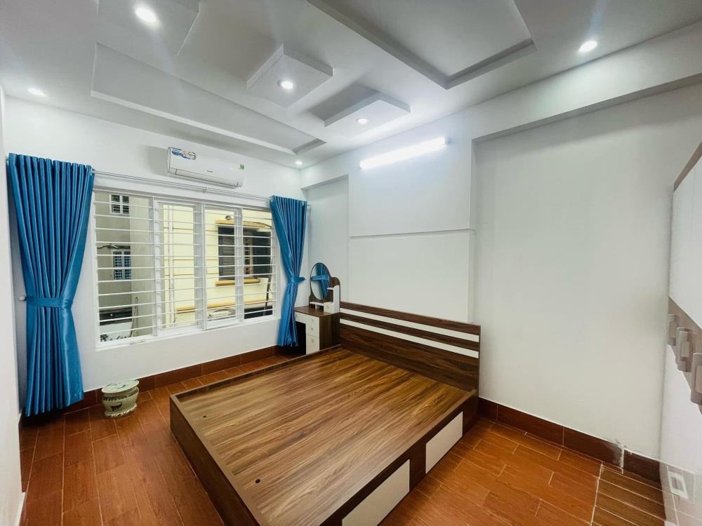 Bùi Xương Trạch Thanh Xuân: Nhà Mới 4 Tầng, 6 Tỷ 650 Triệu - Vị Trí Đắc Địa