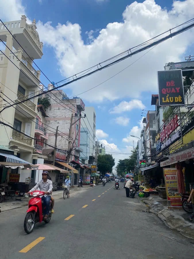 Mặt Tiền Nguyễn Súy 8m - 161m² Kinh Doanh Đỉnh - Giá 26 Tỷ TL
