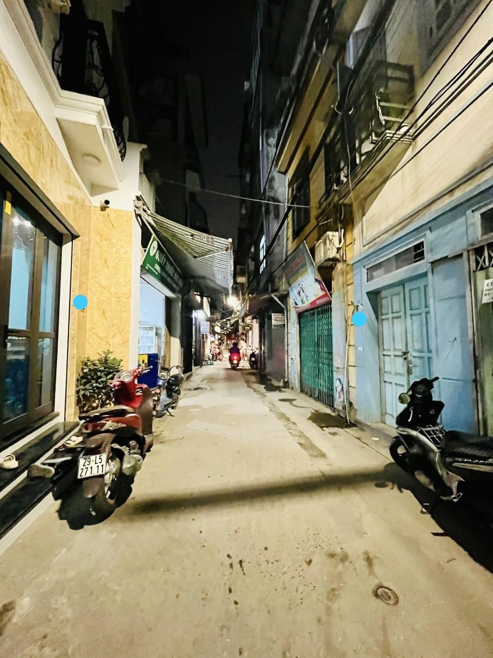 Bán nhà Cổ Nhuế 43m2, 5 tầng, lô góc 2 mặt tiền, giá 7.8 tỷ