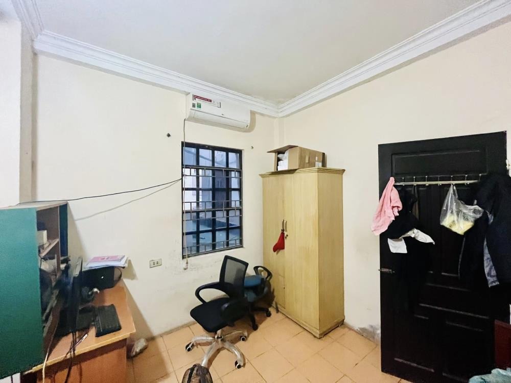 Bán nhà Cổ Nhuế 43m2, 5 tầng, lô góc 2 mặt tiền, giá 7.8 tỷ