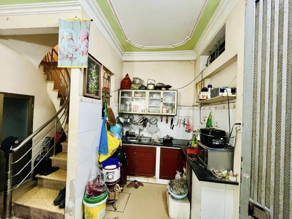 Bán nhà Cổ Nhuế 43m2, 5 tầng, lô góc 2 mặt tiền, giá 7.8 tỷ