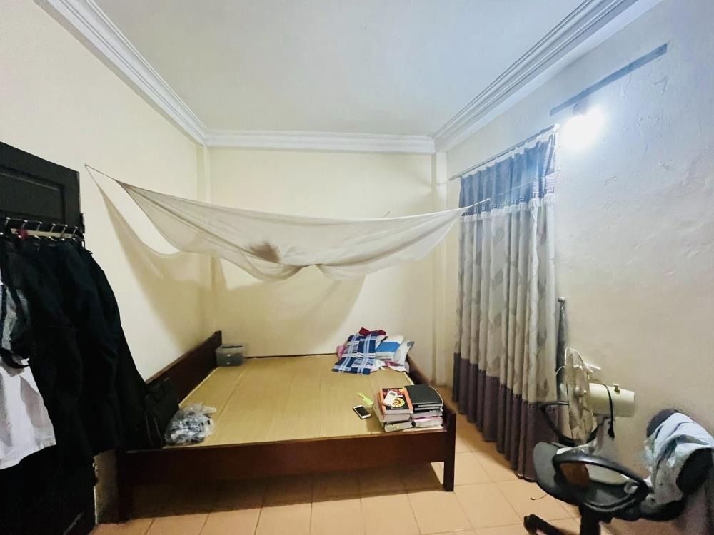 Bán nhà Cổ Nhuế 43m2, 5 tầng, lô góc 2 mặt tiền, giá 7.8 tỷ