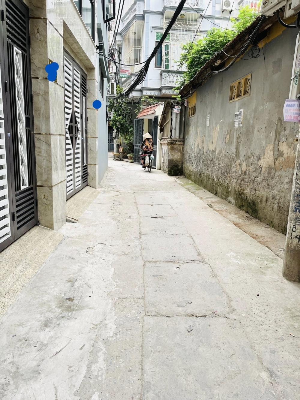 Bán Tòa CCMN Cầu Giấy 57m2, 6 Tầng, Doanh Thu 60tr/tháng - Giá 15.5 tỷ