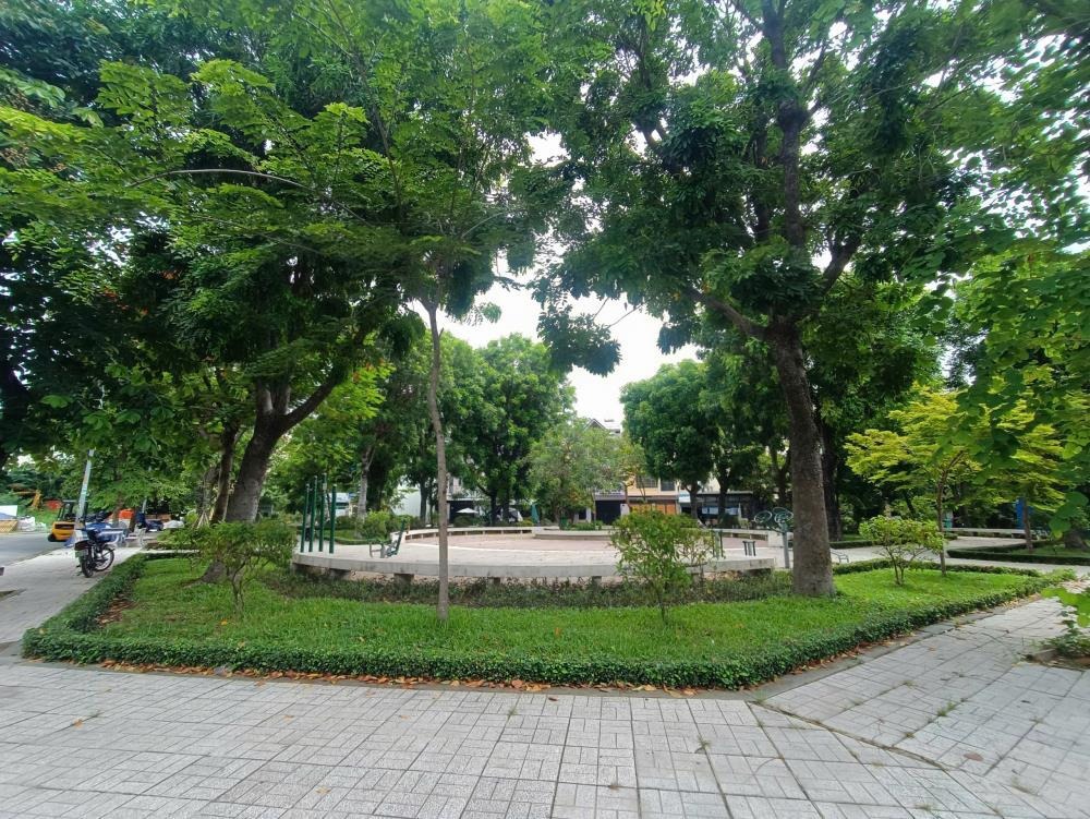 Bán nhà mặt tiền Phạm Công Trứ, Quận 2: 5.7x17.5m, 4 tầng, Giá 17 tỷ