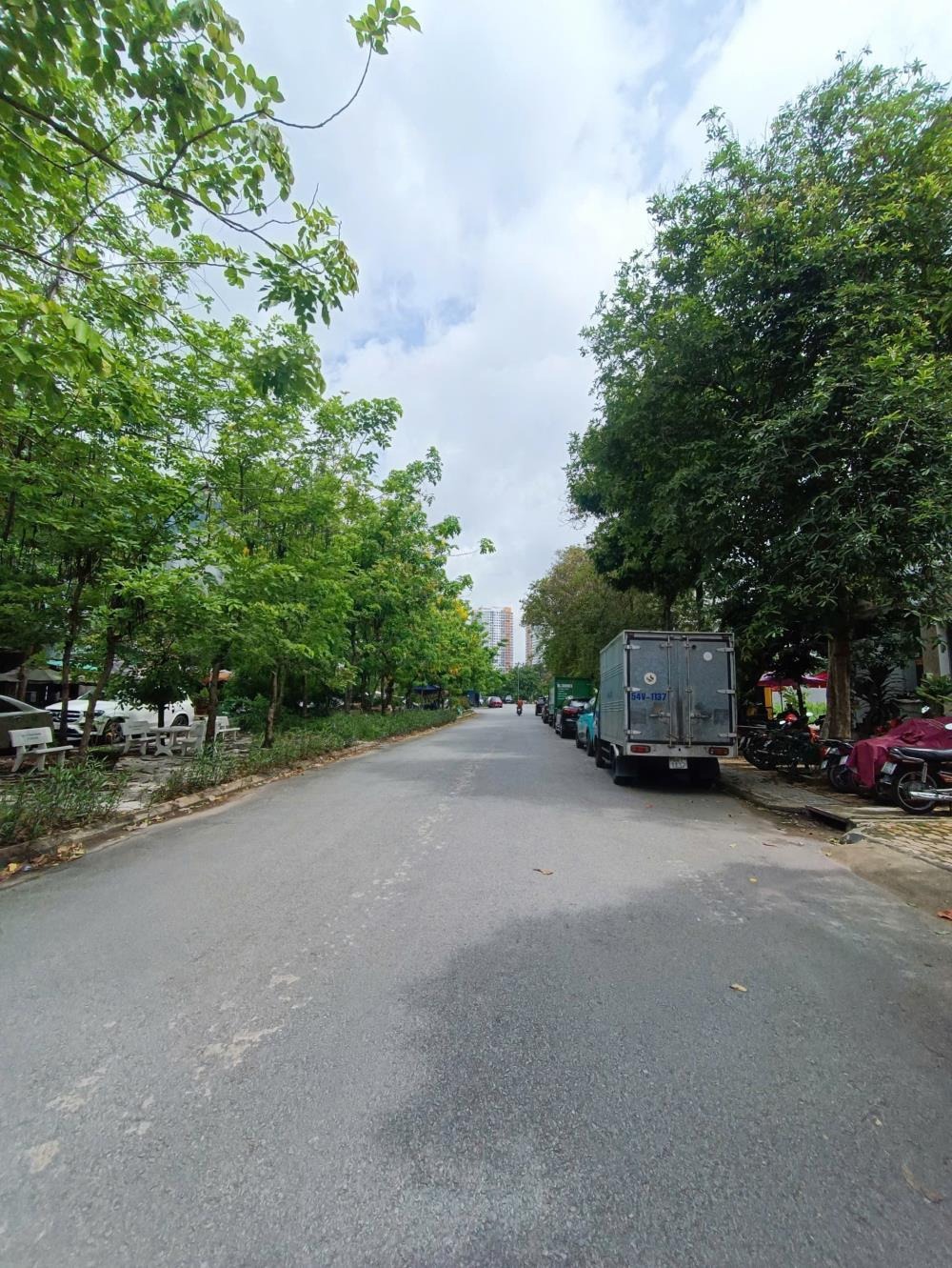 Bán nhà mặt tiền Phạm Công Trứ, Quận 2: 5.7x17.5m, 4 tầng, Giá 17 tỷ