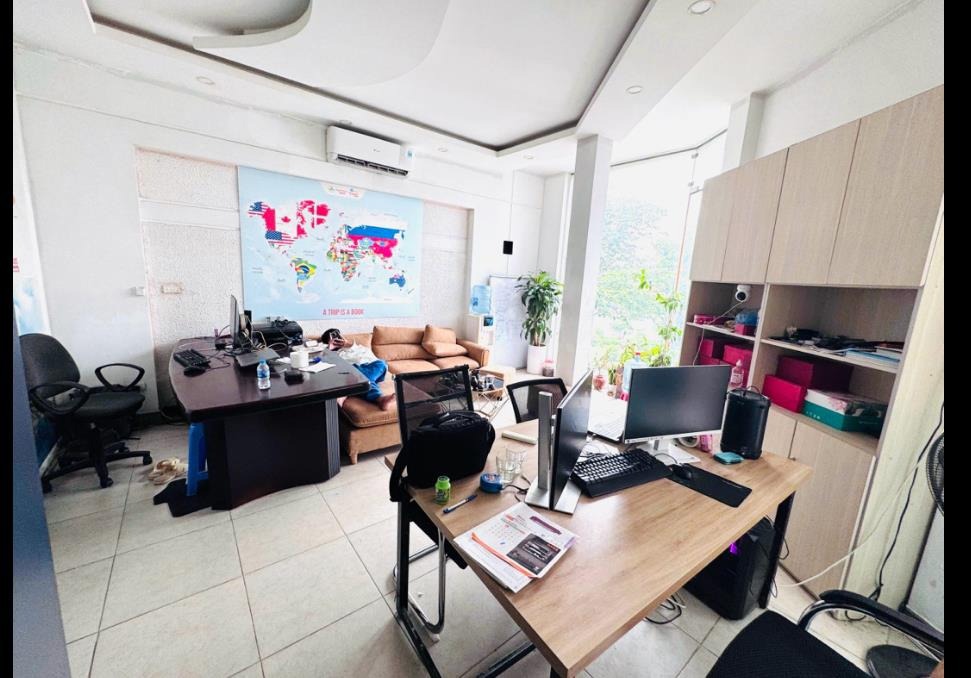 Siêu phẩm mặt phố Khuất Duy Tiến 50m2, lô góc 2 mặt thoáng, giá 24 tỷ