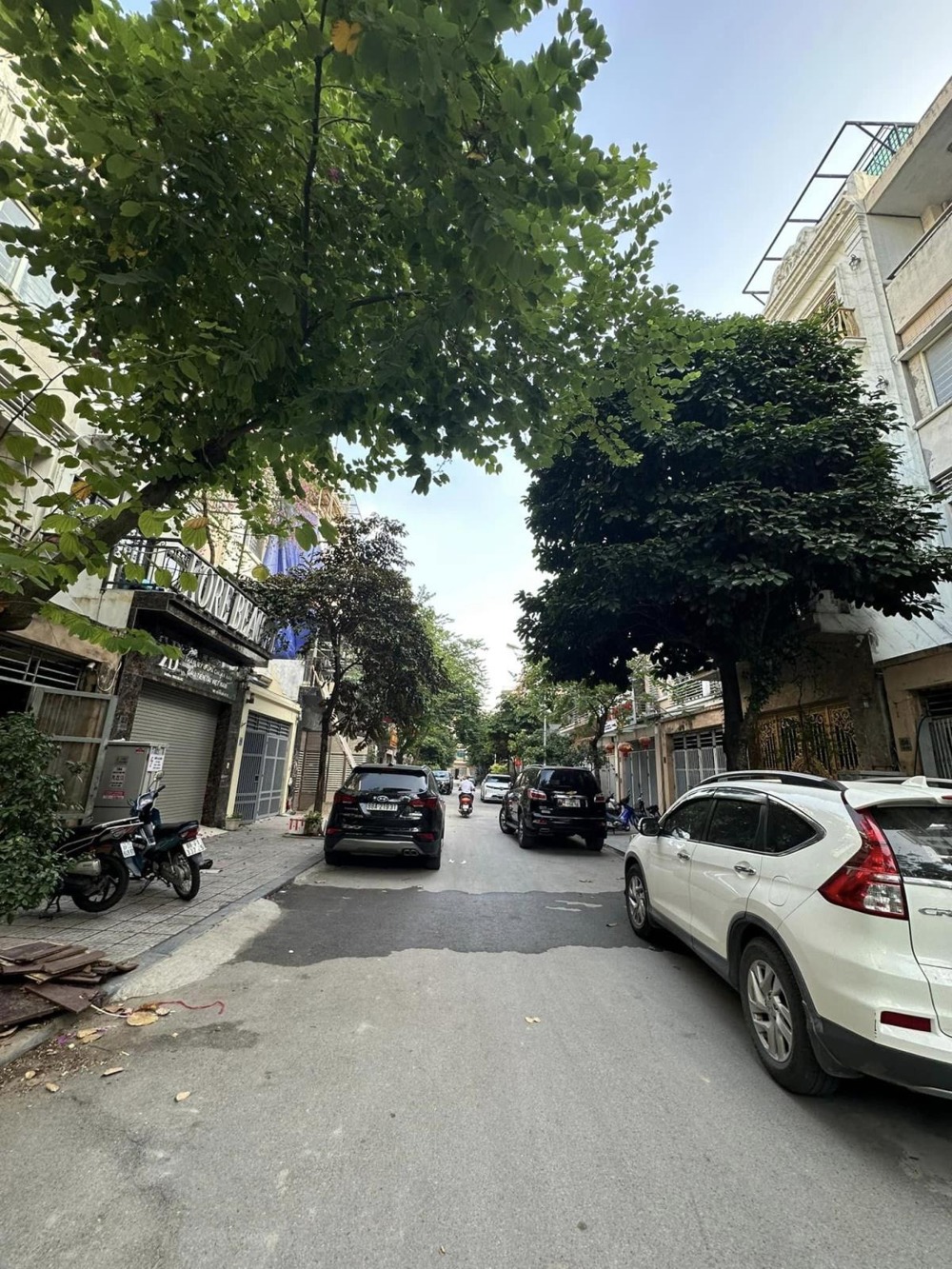 Bán nhà KĐT Văn Phú Hà Đông - Vỉa hè, KD, Cho thuê - 4 Tầng Mới