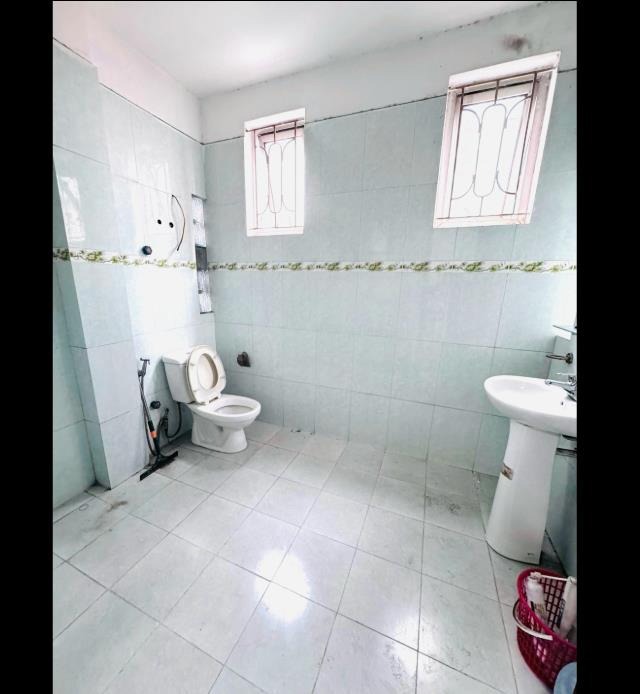 Siêu phẩm mặt phố Khuất Duy Tiến 50m2, lô góc 2 mặt thoáng, giá 24 tỷ
