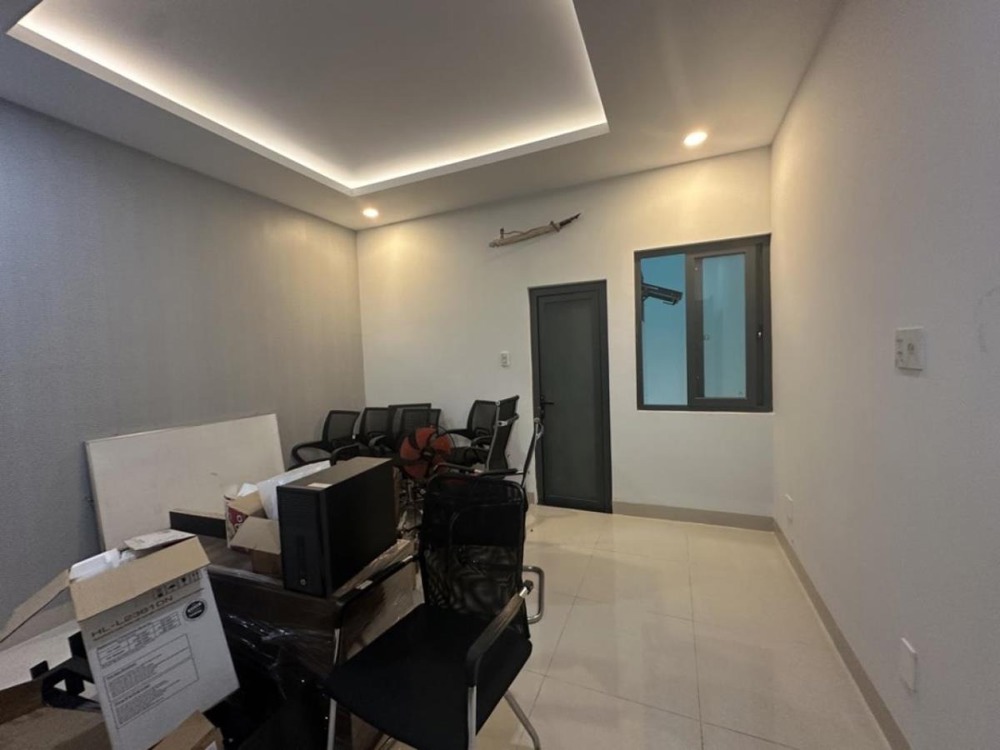 Nhà mới 3 tầng Tô Ngọc Vân, Q12 - 61m2, 4.5x14m - 5.8 tỷ