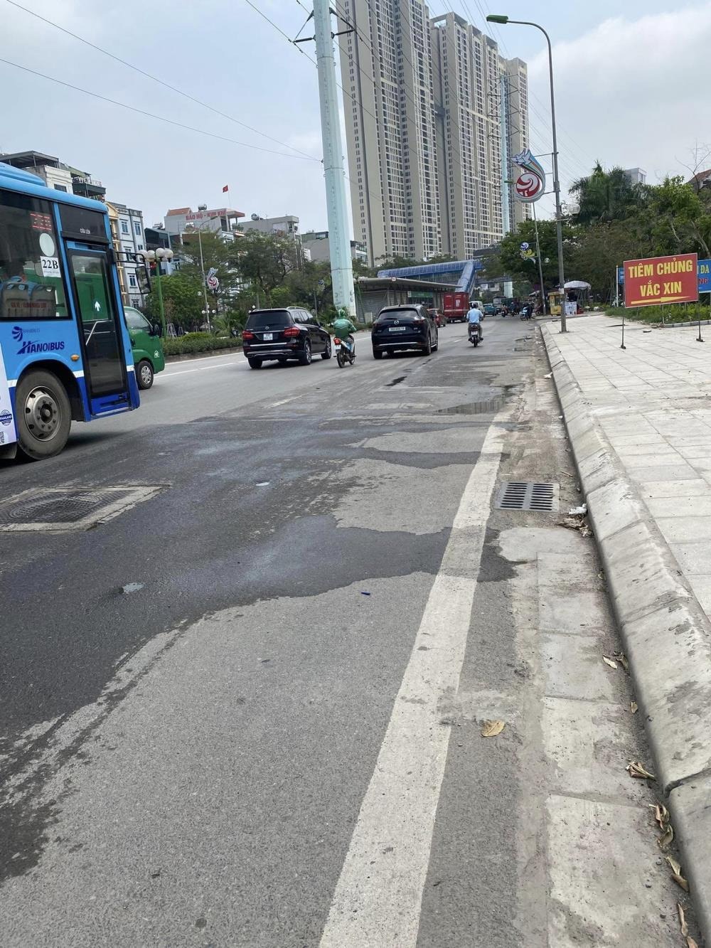 Mặt phố Hà Đông - 7 Tầng, Lô Góc, Kinh Doanh Đỉnh Cao