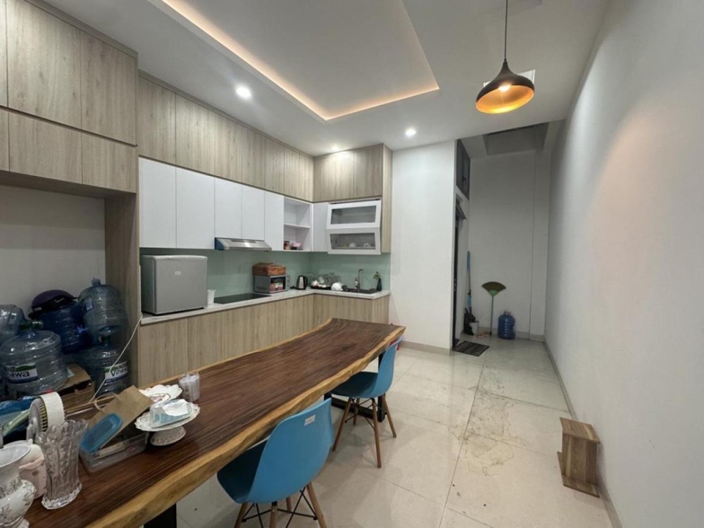 Nhà mới 3 tầng Tô Ngọc Vân, Q12 - 61m2, 4.5x14m - 5.8 tỷ