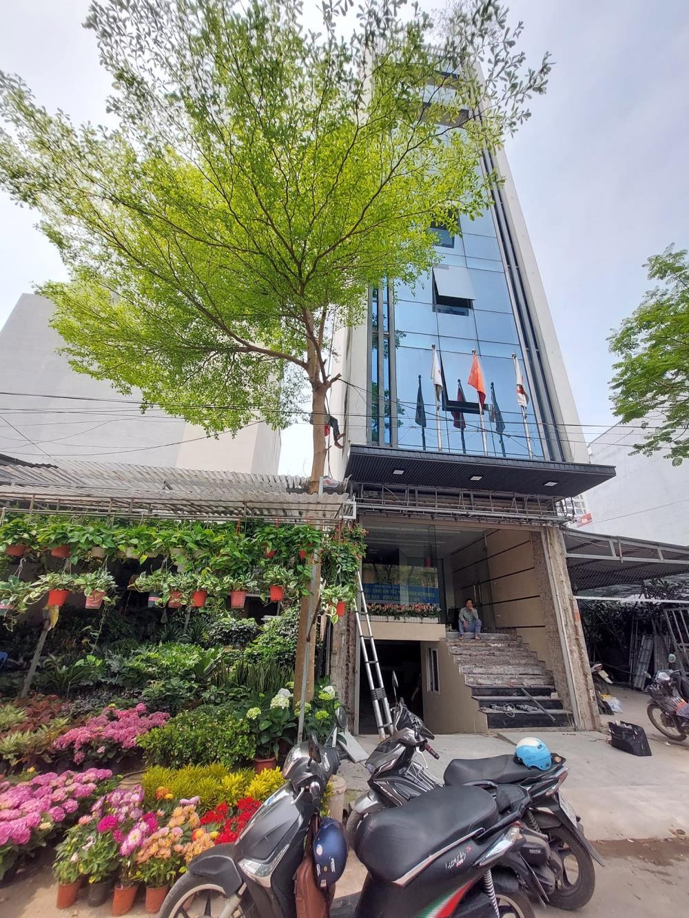 Bán Đất Tặng Nhà Mặt Phố Hà Đông - 63m2 - Kinh Doanh Đỉnh Cao