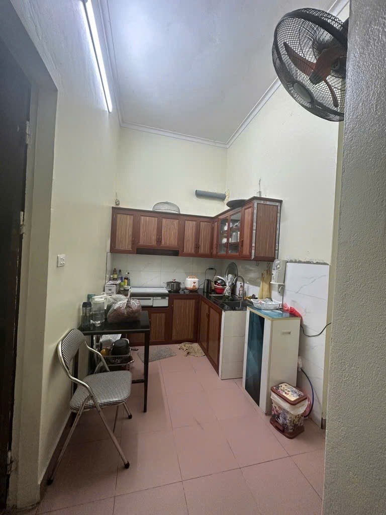 Bán nhà 3 tầng - Lô góc - Đàm Quang Trung - 105m² - Mặt tiền 7.2m - Giá 19.4 tỷ