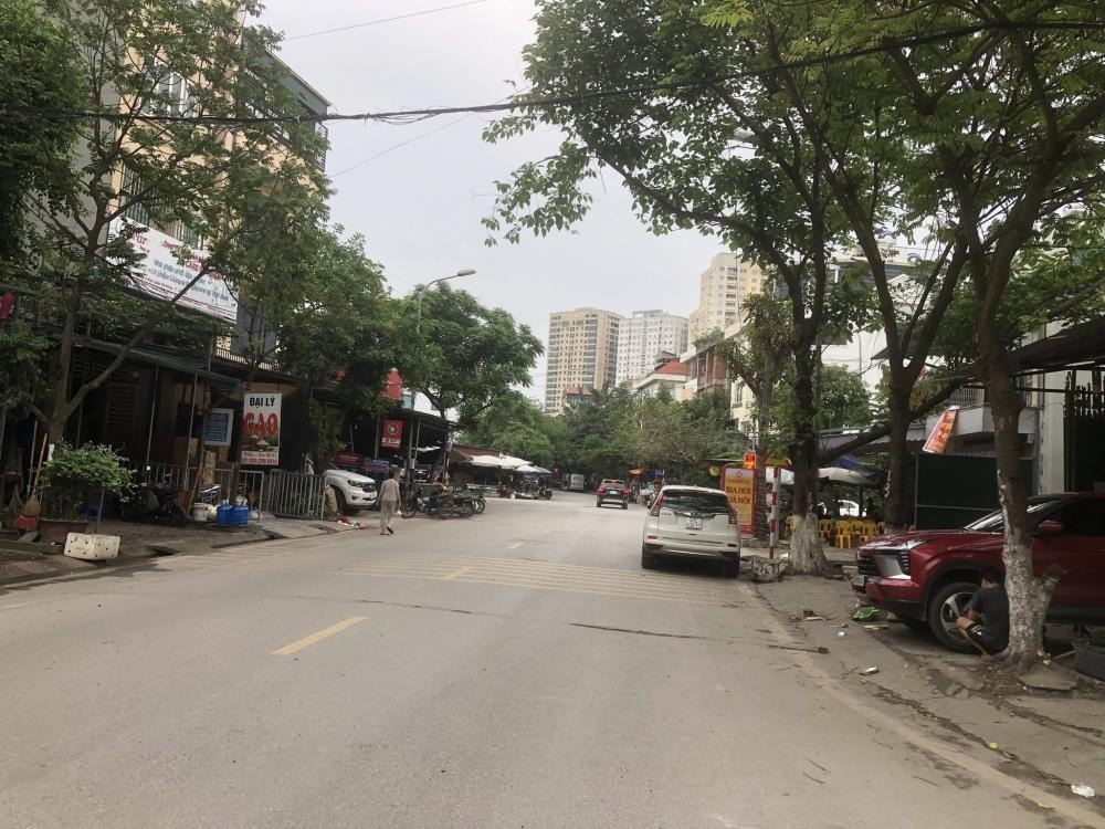 Liền Kề Dọc Bún Hà Đông: Vị Trí Vàng Kinh Doanh - 60m2 x 5 Tầng, Lô Góc