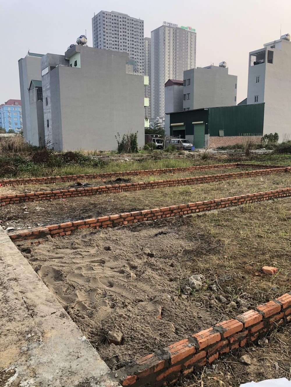 Chính chủ cần bán lô góc 72.8m2 đất đấu giá Lai Xá, Kim Chung - Đường đôi 24m