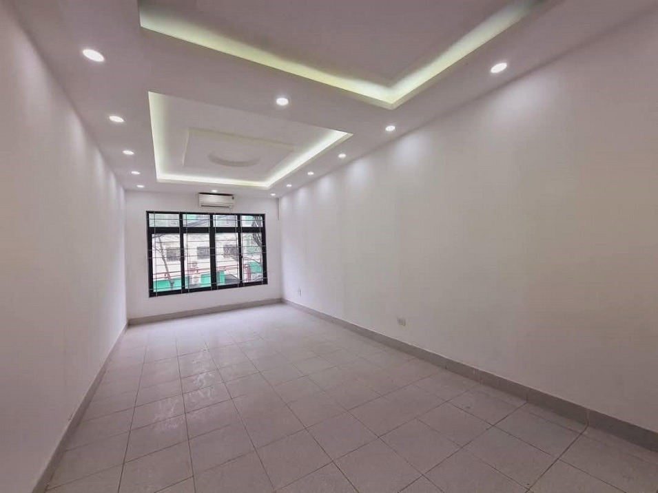 Bán nhà mặt phố Mễ Trì - Vị trí đẹp, Kinh doanh đắt - 64m2 - Giá 26 tỷ