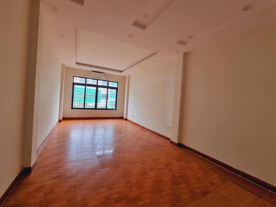 Bán nhà mặt phố Mễ Trì - Vị trí đẹp, Kinh doanh đắt - 64m2 - Giá 26 tỷ