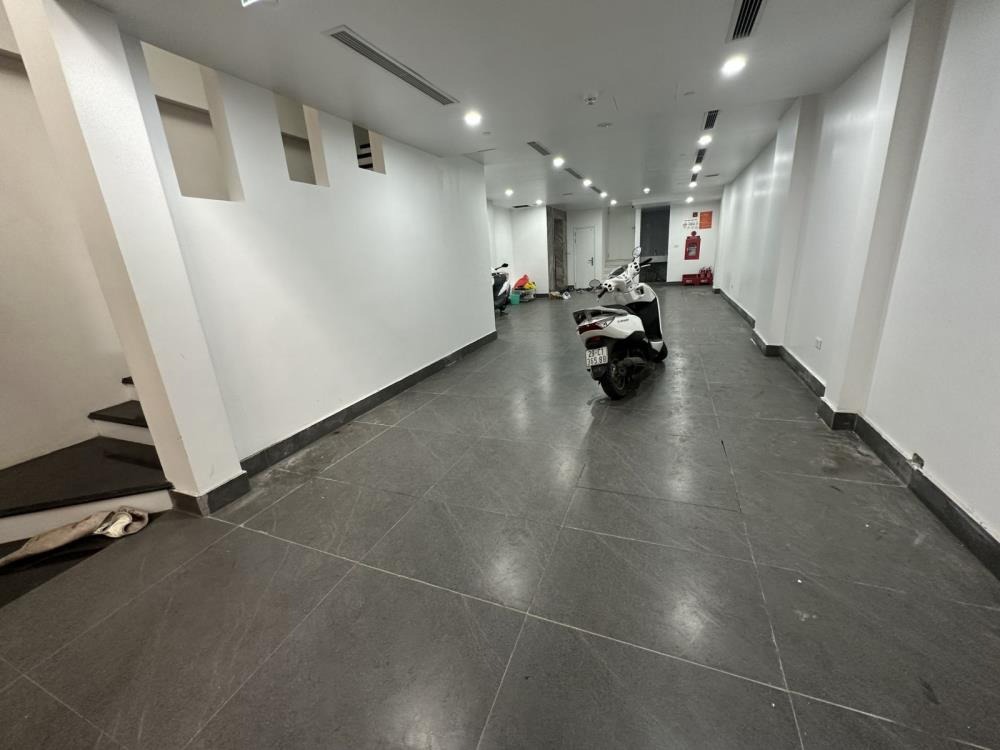 Cho Thuê Tầng 1-4 Nhà Phố 7 Tầng - 576 Thụy Khuê, Tây Hồ