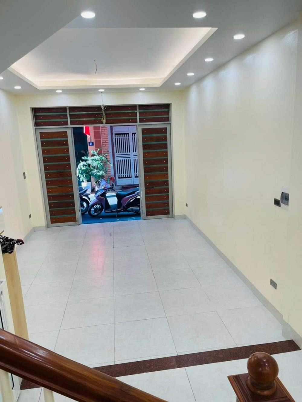 Bán nhà liền kề 45m2 Văn Phú - Quang Trung, Giá 11 tỷ