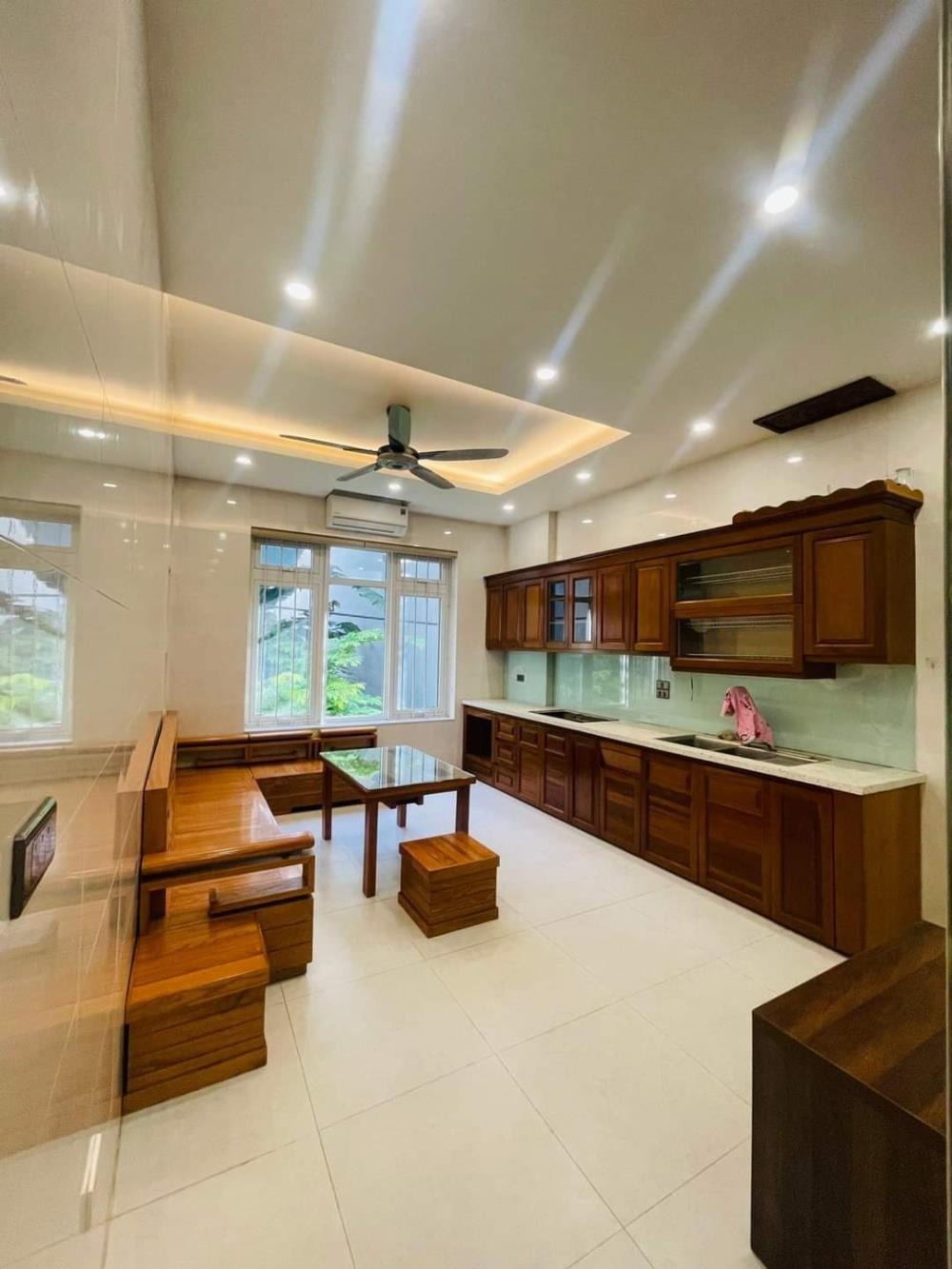 Bán nhà liền kề 45m2 Văn Phú - Quang Trung, Giá 11 tỷ
