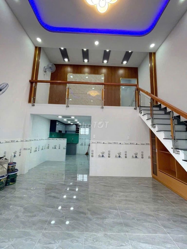 Bán nhà 1 trệt 1 lầu 64m2 Tân Xuân, Hóc Môn - Giá Tốt, SHR