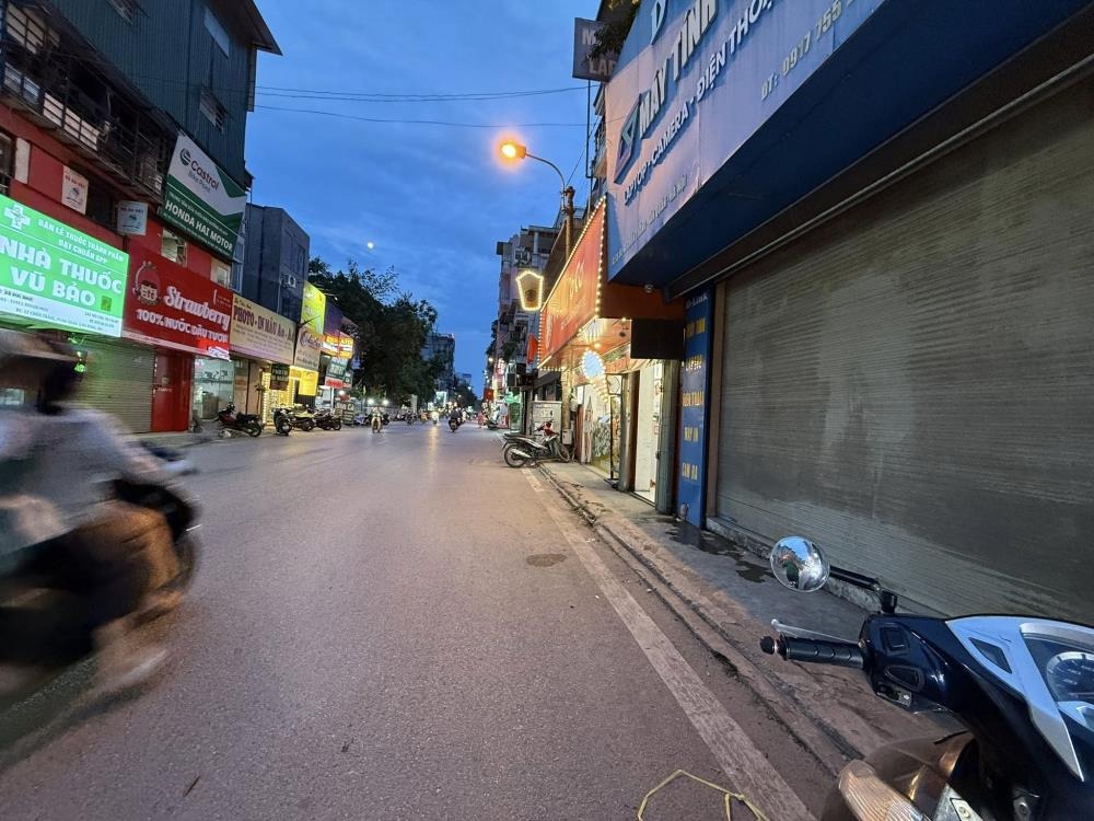 Mặt Phố Chiến Thắng, Văn Quán: Kinh Doanh Vàng, Diện Tích Lớn, Giá Tốt