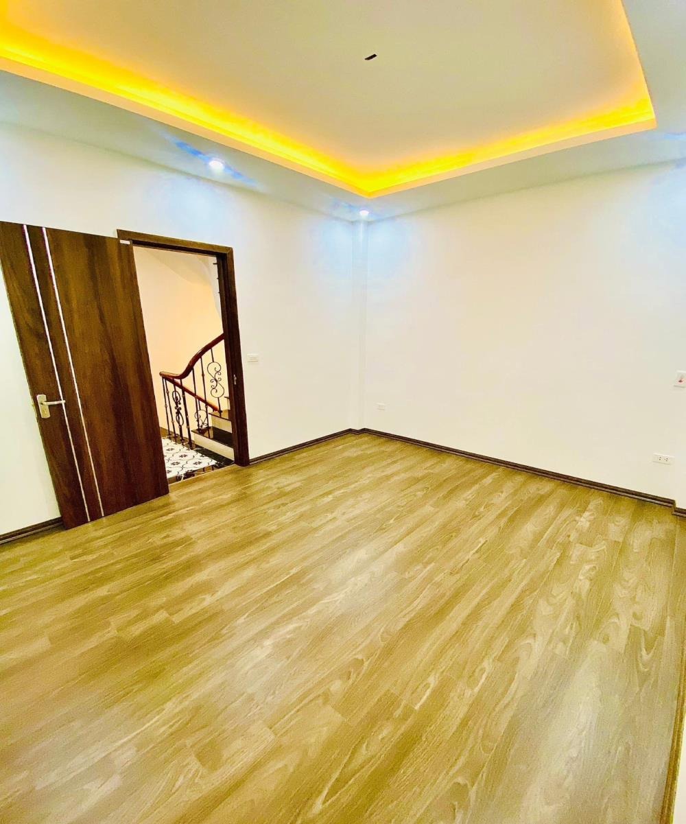 Bán Nhà Linh Đường Hoàng Liệt 46m2 x5 Tầng, Mặt Tiền 4m, Giá 5.65 Tỷ
