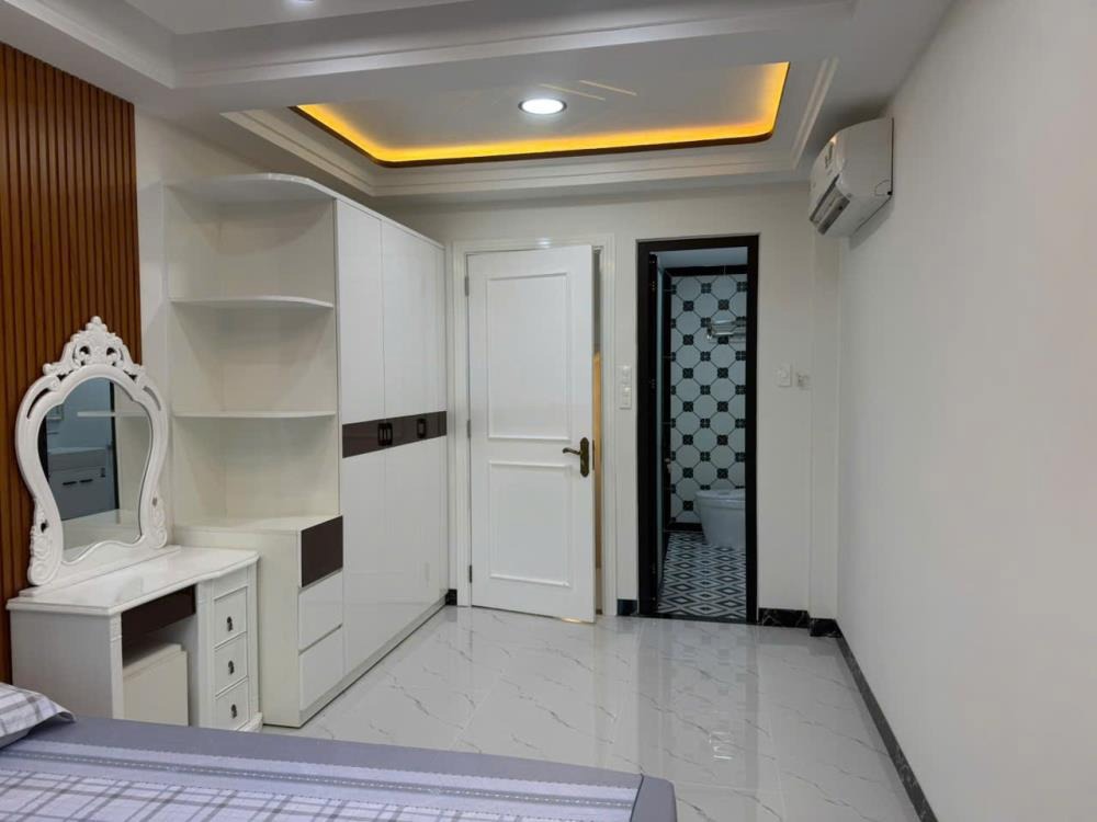 Bán Nhà Phố Phú Nhuận 3 Tầng, Thích Quảng Đức - 6.5 Tỷ