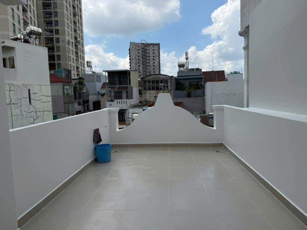 Bán Nhà Phố Phú Nhuận 3 Tầng, Thích Quảng Đức - 6.5 Tỷ