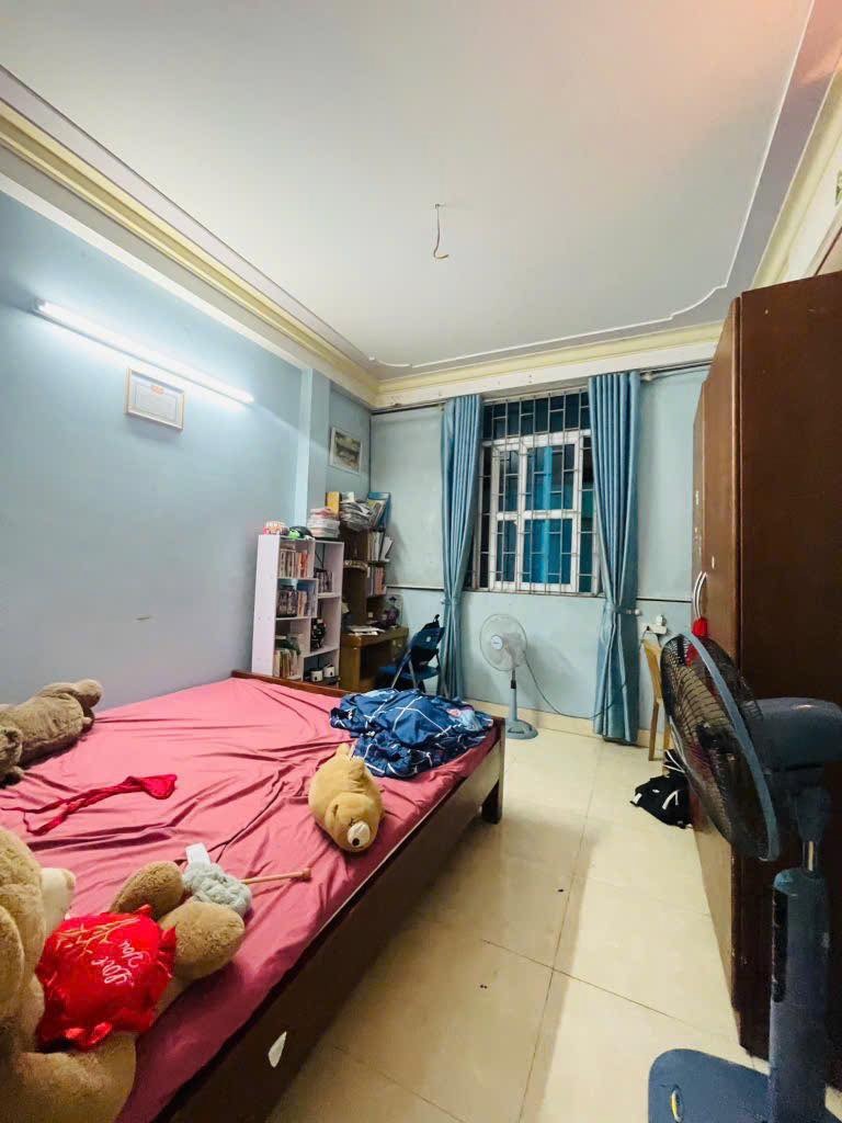 Bán nhà 3PN, 4WC, 25m2 Trương Định, Tân Mai - Giá 4.2 tỷ