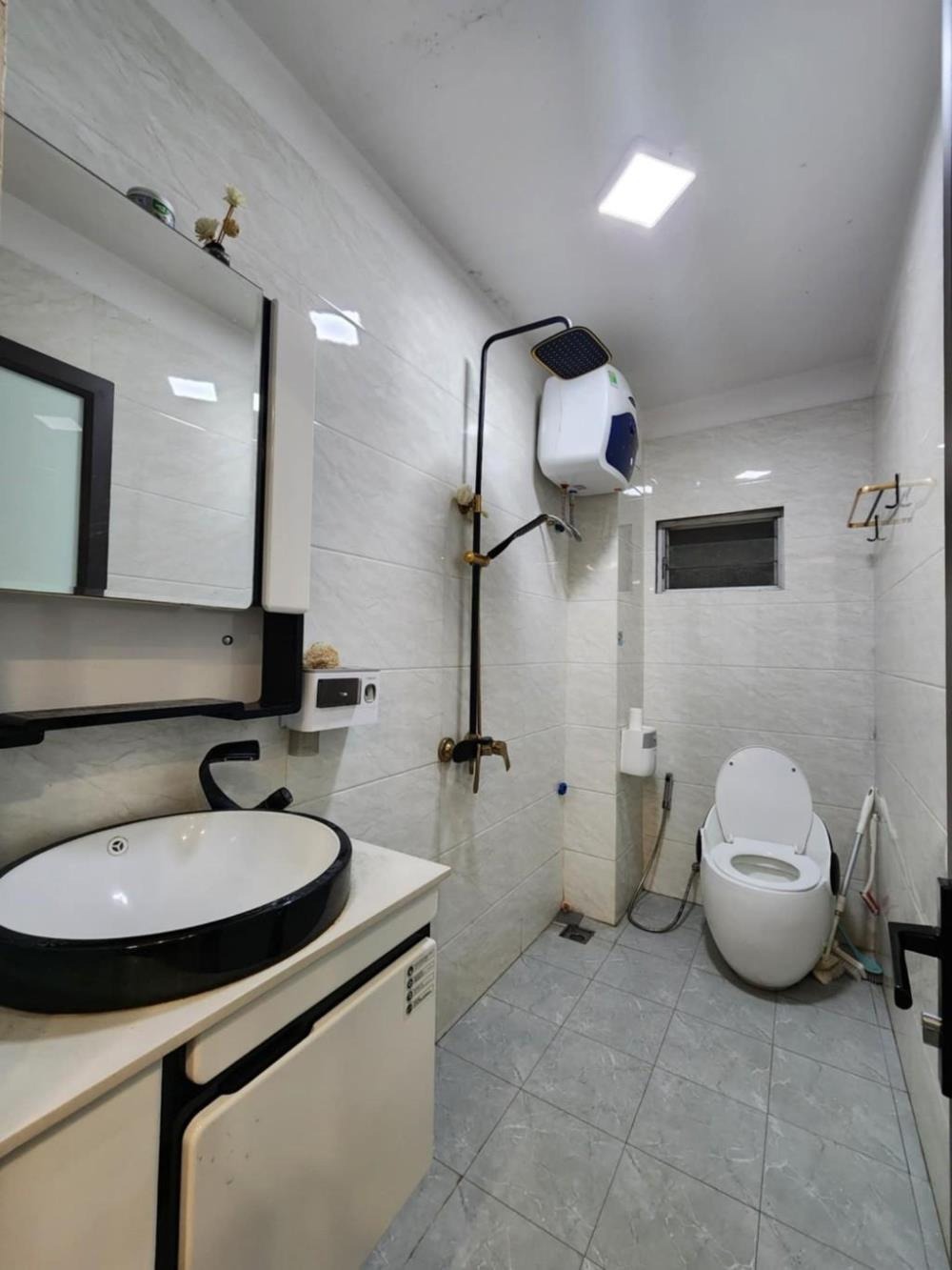 Nhà Chính Chủ Quan Nhân 6 Tầng, 8.2 Tỷ - Vị Trí Đắc Địa